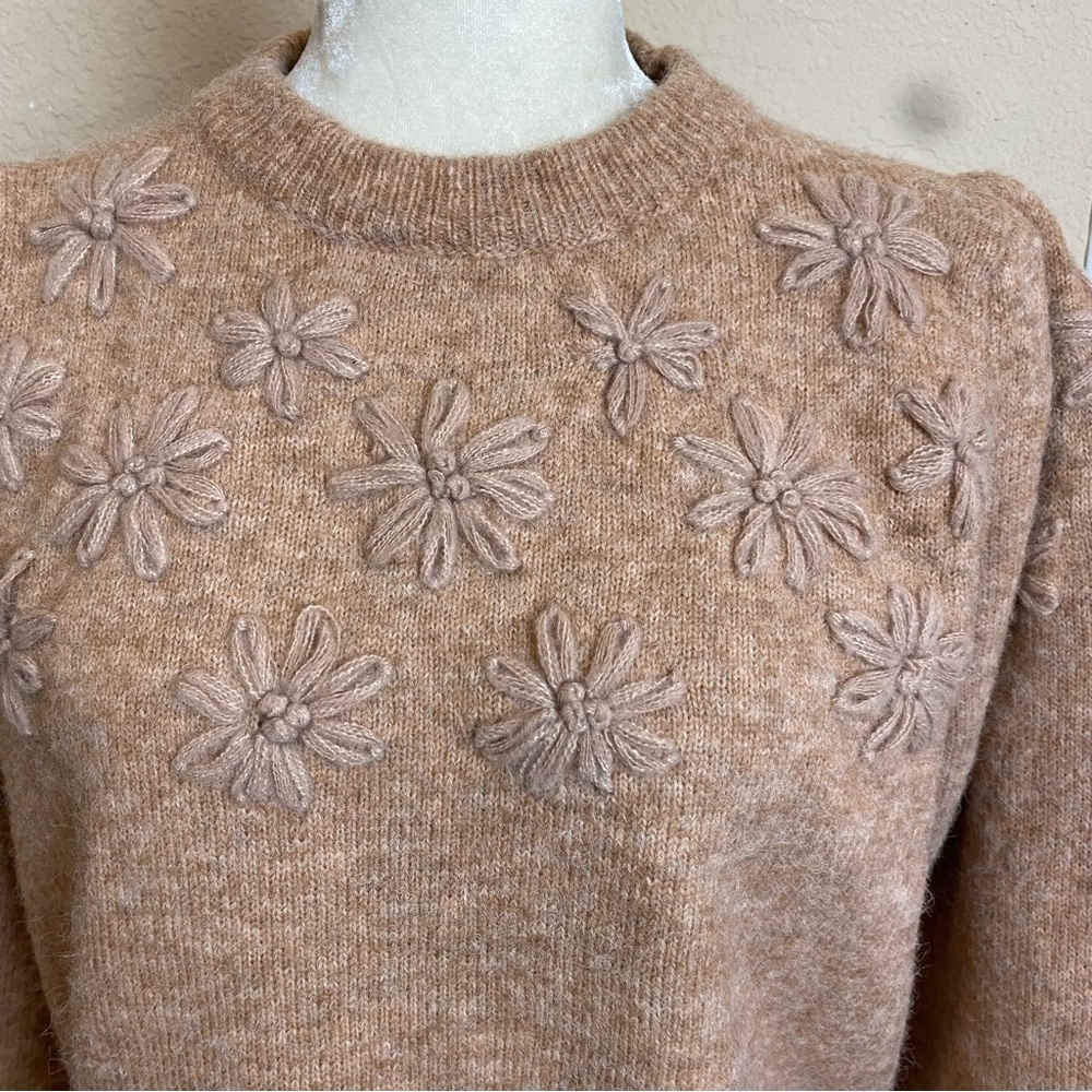 Polagram The Liza Floral Grandma Sweater Women's Tan w/Floral Embroidery Medium - Picture 3 of 12